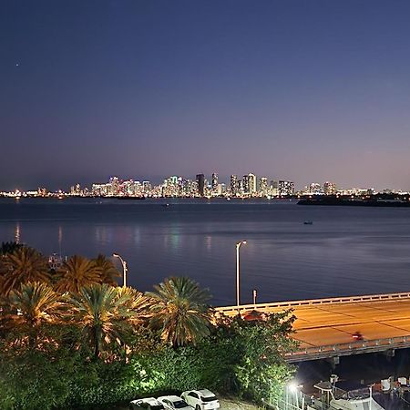 Bayfront Apartment Breathtaking Views- One Bedroom W Balcony- Living Room -Free Parking ไมอามีบีช ภายนอก รูปภาพ